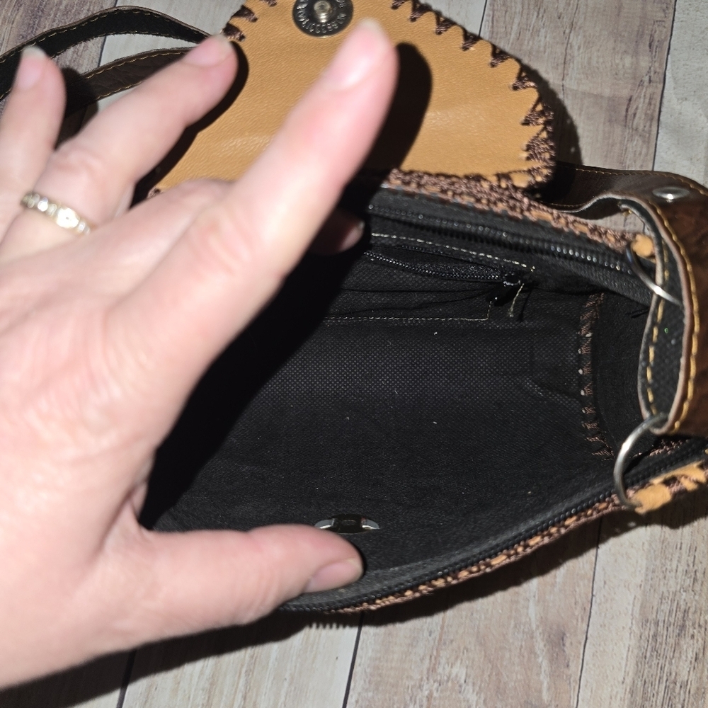 Artisan Brownleather And Red Patterned Women's Ba… - image 4